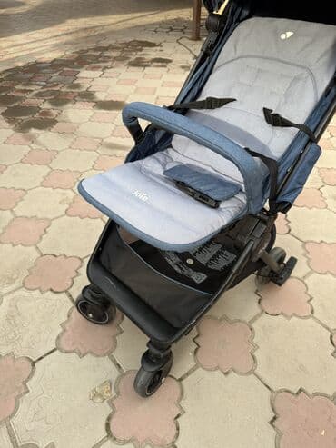 прогулочную коляску lorelli: Коляска, цвет - Голубой, Б/у — 4