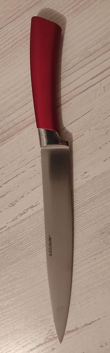Посуда: Новый кухонный нож. Привезен с Англии. Длина клинка-20см, длина — 2