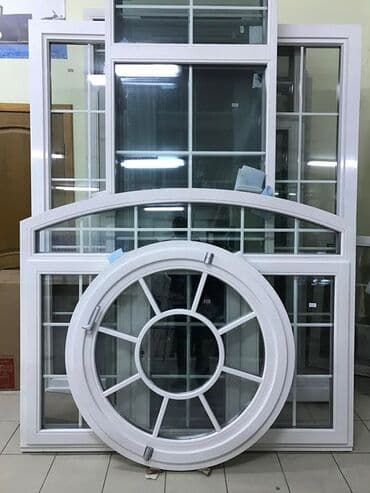 утепление пластиковых окон: Белое окно из ПВХ профиля с двухкамерным стеклопакетом. Окно имеет две — 2