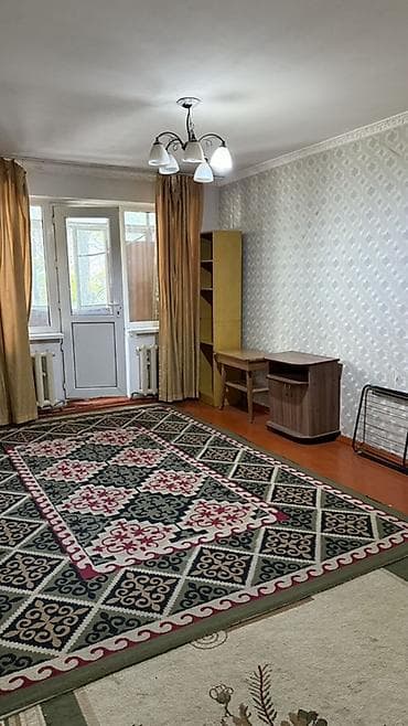 75: 2 комнаты, 43 м², ул. Кулатова / Матросова 104 серия, 3 этаж, Старый ремонт — 1