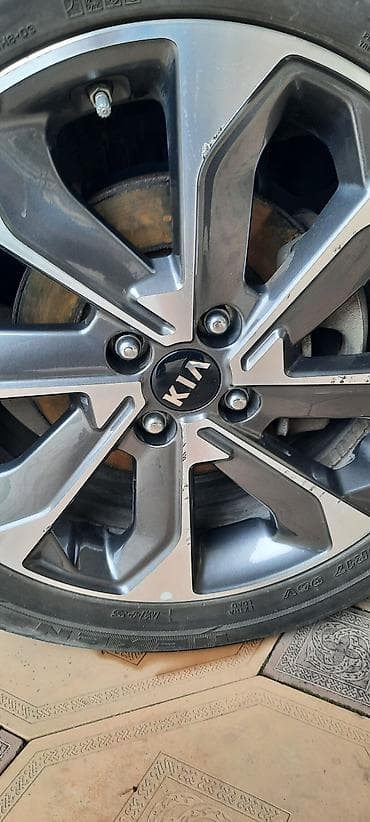 Диски R 17 Kia, отверстий - 4