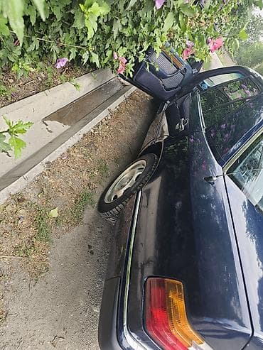 Унаа: Mercedes-Benz W124: 1990 г., 2 л, Кол менен иштөөчү, Бензин, Седан — 4