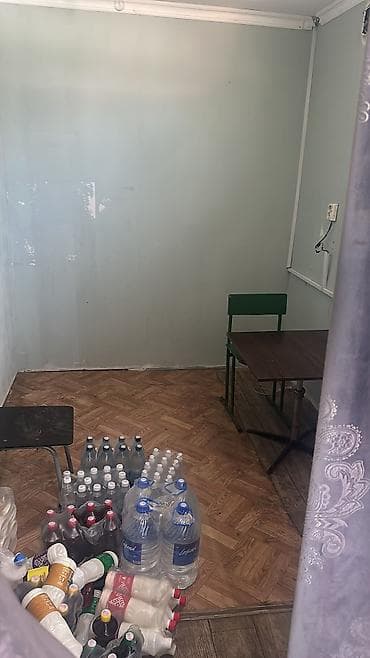 прием бутылки: Сдаю помещение в аренду район рабочий город можно под фото, ресницы — 3