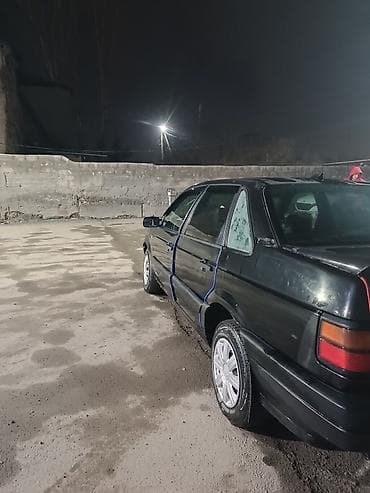 gl: Volkswagen Passat: 1989 г., 1.8 л, Ручные, Бензин, Седан — 9