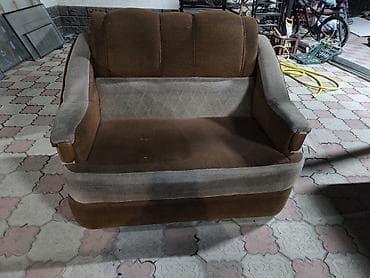 coffee table: Прямой диван, Б/у — 2