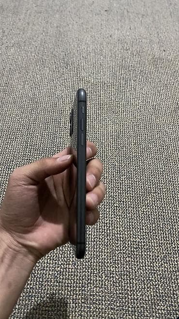 IPhone 11, 128 ГБ, Кара — 3