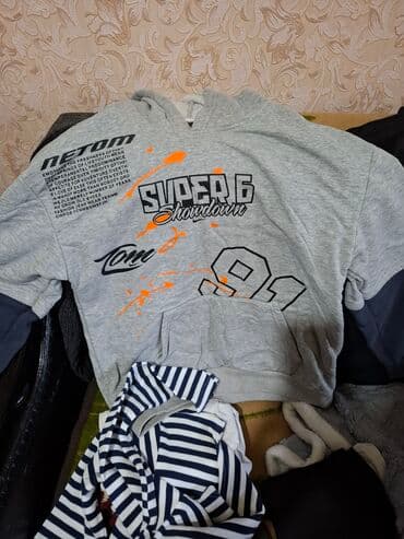 весенняя одежда: Мужской комплект одежды (несколько предметов) Состав на фото: - — 6