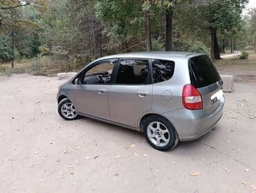 Honda Fit: 2003 г., 1.3 л, Автомат, Бензин, Хэтчбэк