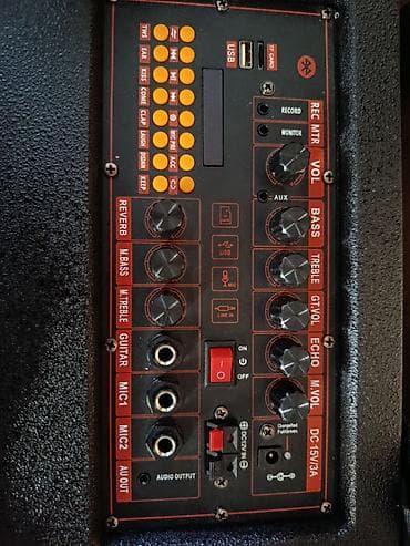 samsung m52: Продаю новую малогабаритную, но тяжелую колонку. Мощность 300 ватт — 10