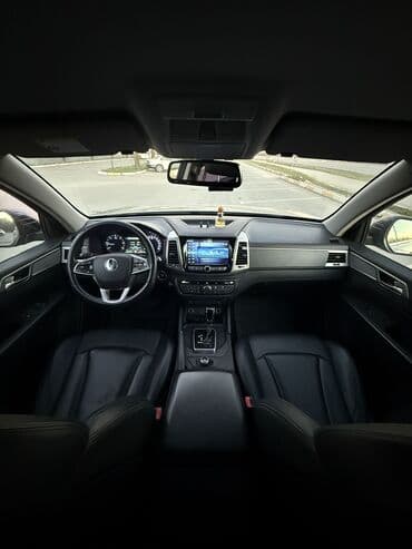 срочно продаю в связи с переездом: Ssangyong Rexton: 2018 г., 2.2 л, Автомат, Дизель, Пикап — 7