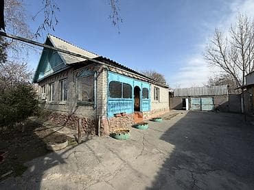 простой: Продается дом в с. Сокулук, нижняя зона • Комнаты: 4 •Участок: 16,50 — 3