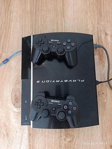 blu: Sony PlayStation 3 (толстая версия, черный глянец) с двумя — 3