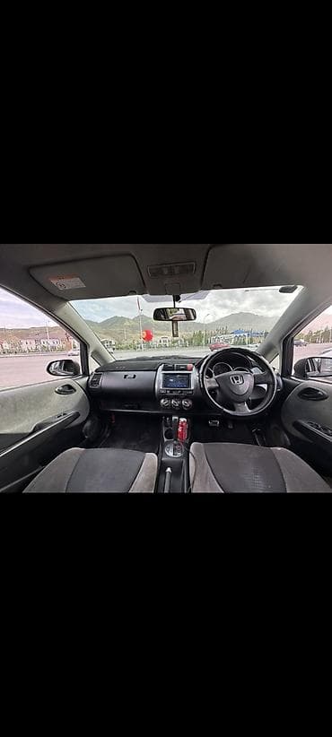 авто в рассрочку гибрид: Honda Fit: 2003 г., 1.3 л, Вариатор, Бензин — 4
