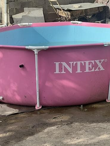 Каркасный бассейн Intex, восьмиугольной формы, розовый с голубой — 2