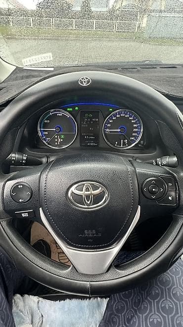 Toyota: Toyota Corolla: 2020 г., 1.8 л, Автомат, Электромобиль, Седан — 6