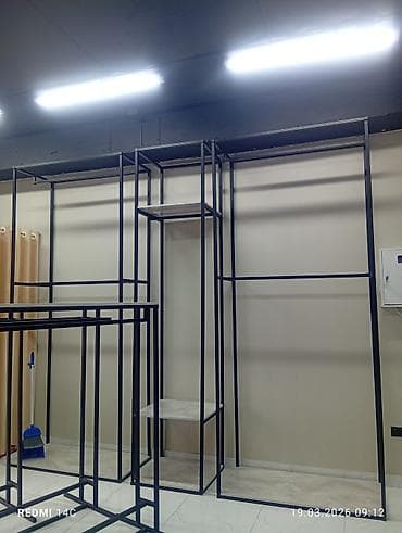 банеры вывески: Торговое оборудование для магазина одежды - Металлические — 4