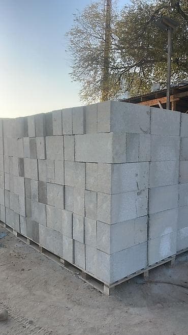Газобетонные блоки на поддонах - Материал: автоклавный газобетон at lalafo.kg Газобетонные блоки на поддонах - Материал: автоклавный газобетон