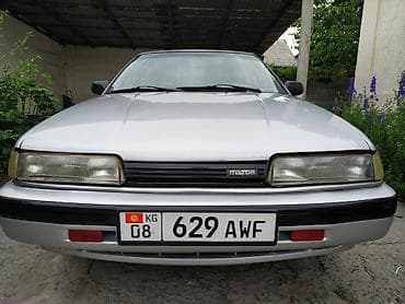 авто сатылат: Mazda 626: 1988 г., 2 л, Кол менен иштөөчү, Бензин, Хетчбек — 2