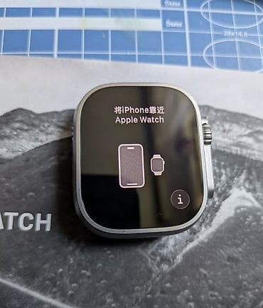 xiaomi mi band 8: Apple Watch (серия Ultra-стиля) с прямоугольным дисплеем и боковой — 1