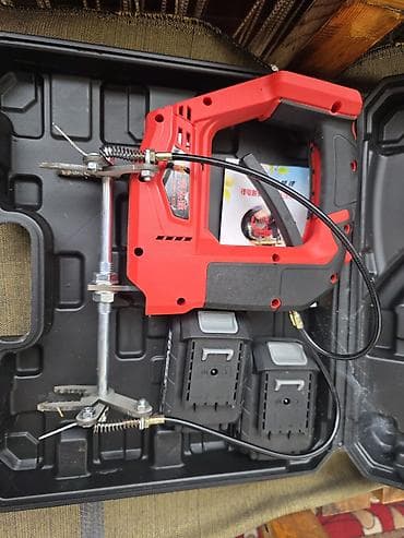 Электрический пчелиный шейкер.Это электрический инструмент для