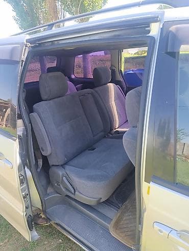 tayota funcargo: Toyota Previa: 2004 г., 2.4 л, Автомат, Бензин, Минивэн — 5