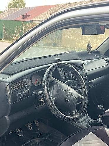Volkswagen : 1999 г., 2 л, Кол менен иштөөчү, Бензин, Седан — 4