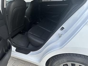 Продажа авто: Hyundai Avante: 2019 г., 1.6 л, Автомат, Бензин, Седан — 8