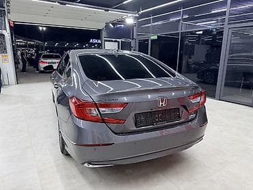 Honda Accord: 2019 г., 2 л, Автомат, Гибрид, Седан