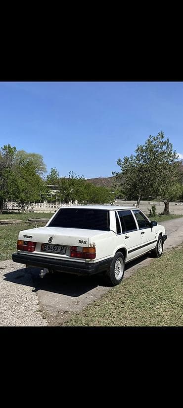 Volvo: Volvo 740: 1985 г., 2.5 л, Механика, Бензин, Седан — 3