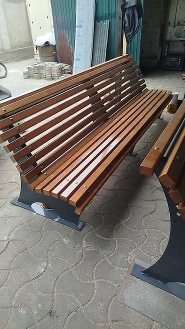 скамеки: Скамейка Металл, Со спинкой, Без крыши — 1