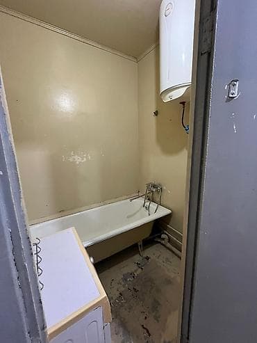 воост: 2 комнаты, 48 м², 105 серия, 1 этаж, Старый ремонт — 6