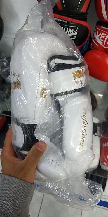 Перчатки: 100% кожаные перчатки Top ten в спортивном магазине SPORTWORLDKG — 1