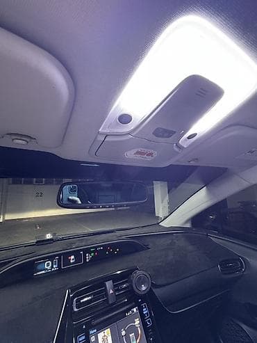 prius: Toyota Prius: 2016 г., 1.8 л, Вариатор, Гибрид, Хэтчбэк — 7