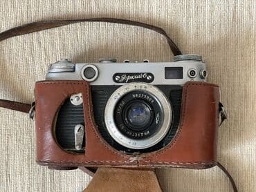 sony фотоапарат: Фотоаппарат советский! 
Зоркий-6
Все как на фото!
2000 с — 1