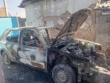 вытягивание вмятин: Volkswagen Golf: 1992 г. — 5