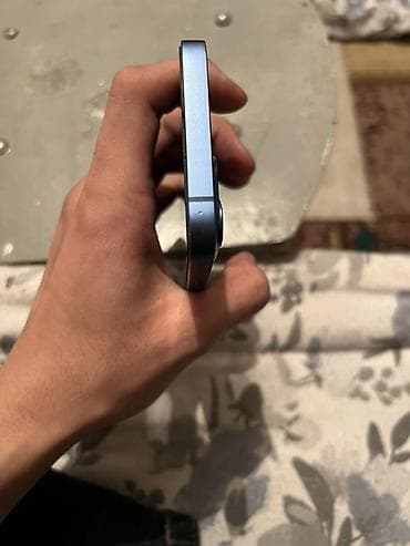 маленькая: IPhone 13, Б/у, 128 ГБ, Синий, Кабель, Коробка, 77 % — 5