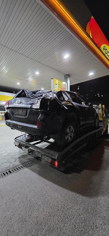 бити машина: Toyota Land Cruiser: 2013 г., 4 л, Автомат, Бензин — 1