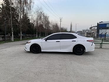 срочно продается авто: Toyota Camry: 2018 г. — 2