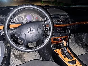 eafc 25: Mercedes-Benz AMG GT: 2002 г., 3.2 л, Автомат, Бензин, Седан — 7