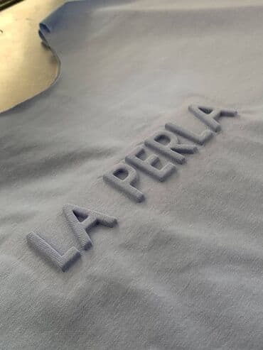 декотировка ткани: Мы рады предложить вам профессиональные услуги тиснения и объемной — 3