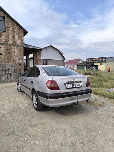 prius plus: Toyota Avensis: 2003 г., 0.8 л, Автомат, Бензин, Седан — 4