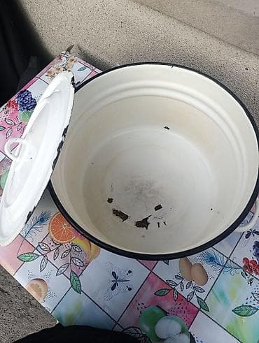 электрическая кастрюля: Продаю эмалированную б/у посуду. Бидоны 4 л ( есть сколы)-1шт 200сом — 4