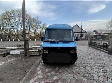 Легкий грузовик, Mercedes-Benz, Стандарт, 2 т, Б/у at lalafo.kg Легкий грузовик, Mercedes-Benz, Стандарт, 2 т, Б/у