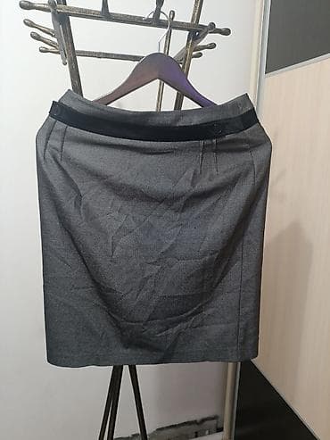 женские сапоги б у: Женская одежда — комплект отдельных вещей: 1) Платье LAGAZZETTA: - — 4