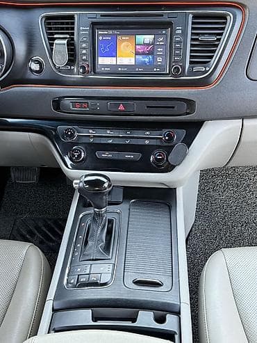 fit 2016: Kia Carnival: 2016 г., 2.2 л, Автомат, Бензин, Минивэн — 9