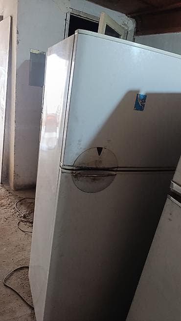 hp omen 15: Холодильники двухкамерные, верхняя морозильная камера. Описание: - — 2