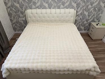 Офис эмереги: Эки кишилик керебет, Колдонулган, Жумшак башы менен, узуну - 220 см — 1