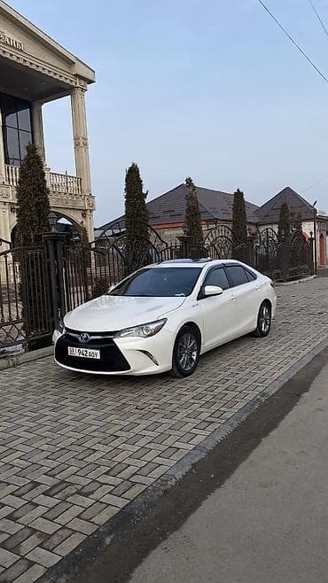 rf 2: Toyota Camry: 2016 г., 2.5 л, Гибрид, Седан — 1