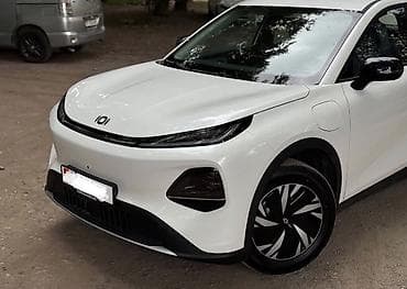вариянтка машина: Changan Qiyuan Q05: 2026 г., 0.1 л, Электромобиль, Кроссовер — 2