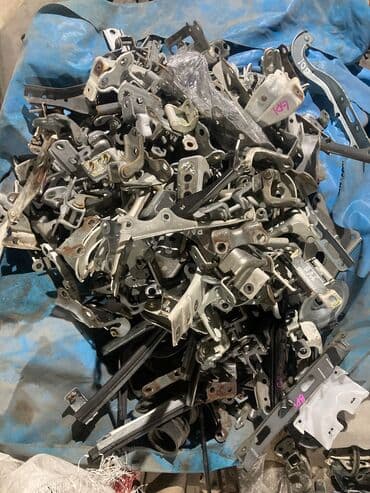 бамперный катафот передний хонда срв 1: Дверные петли, Кронштейны капота Toyota,Honda,Nissan,Subaru,Mazda,BMW — 1